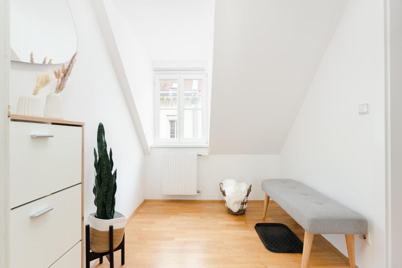 Apartamento Comfy Downtown Loft - Self Check-In - Centre Of Graz Exterior foto